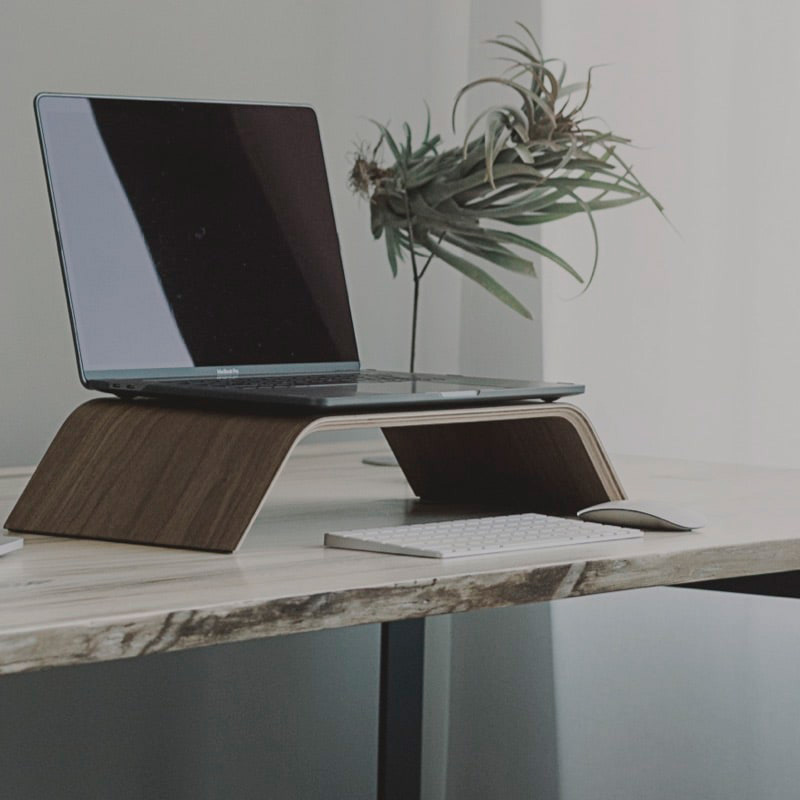 financial-advisor-20